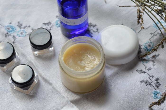 This is a soothing, anti-inflammatory, and antimicrobial hand salve that can be used as a moisturizer for dry, damaged skin. Use it on bug bites, scrapes, cuts, eczema, and hives. Scratched up gardening hands will find relief with this comforting hand salve.