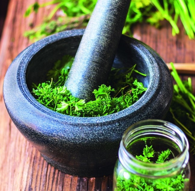 Avoid bitter basil and garlic with a mortar and pestle